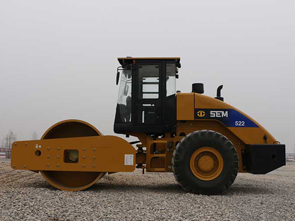 SEM522 soil compactor